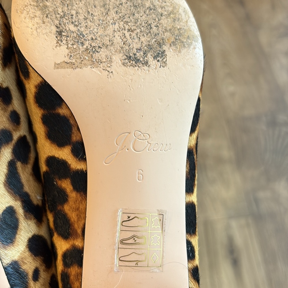 J. Crew Kate Pumps in Calf Hair Leopard Print Block Heel size 6 women’s - Picture 4 of 9